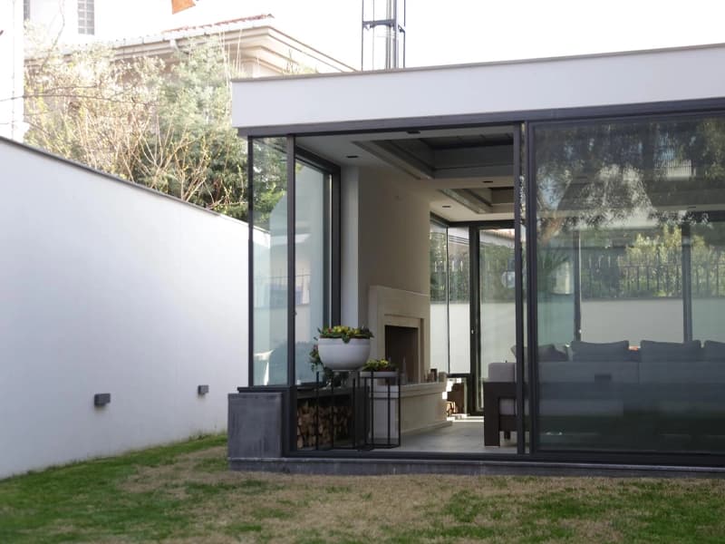 Lift and slide doors